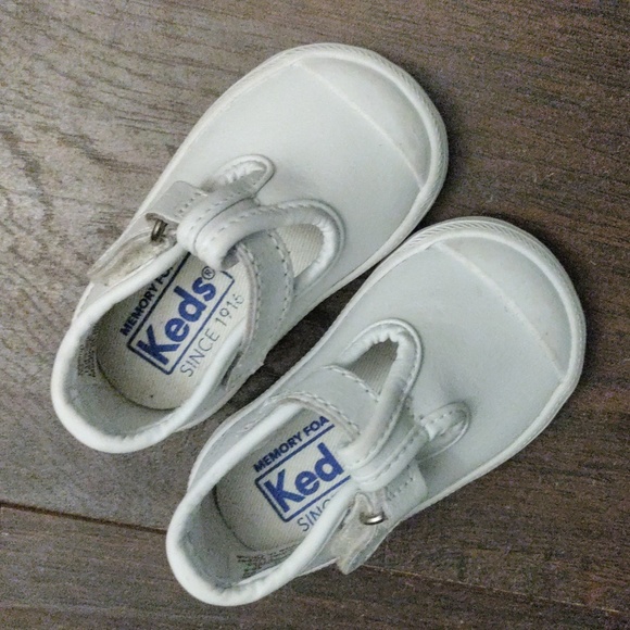 Champion Toe Cap Sneaker- White main image 1
